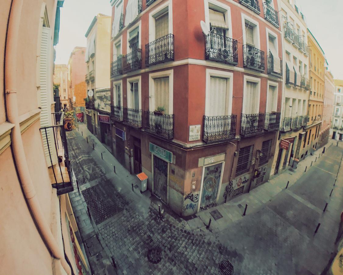 Lollipop Flats City Centre Suite Madrid Exterior photo