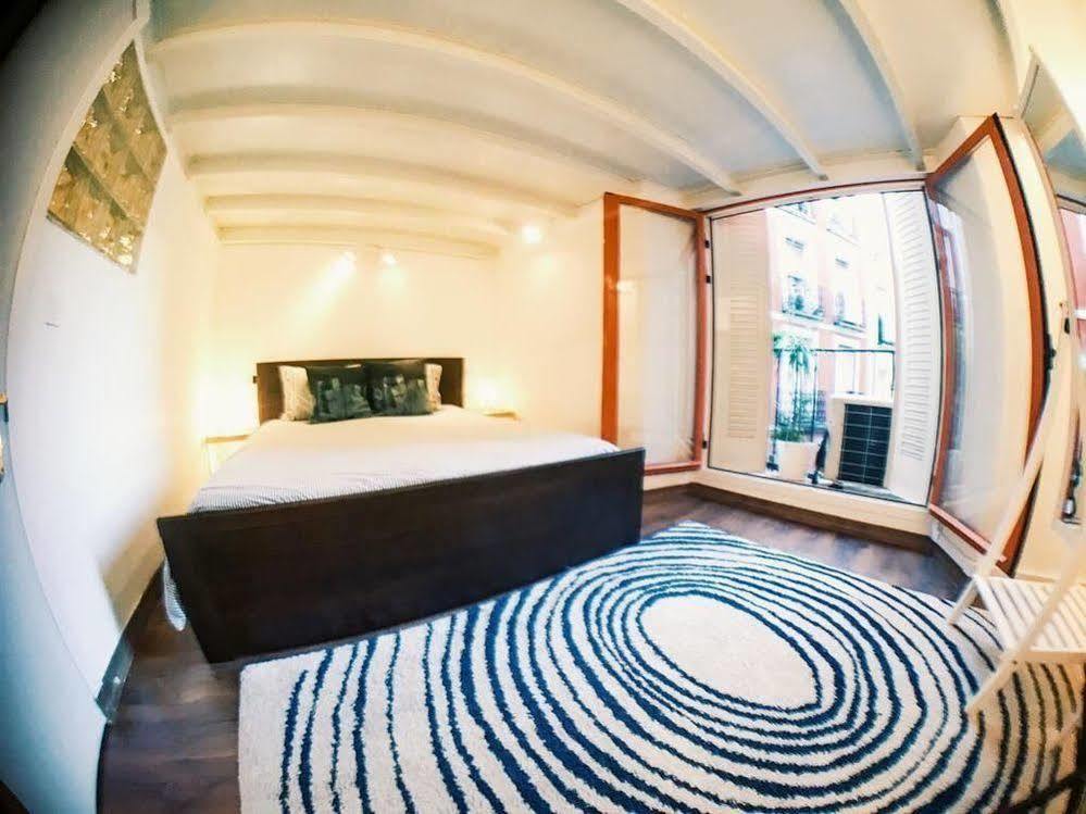 Lollipop Flats City Centre Suite Madrid Exterior photo